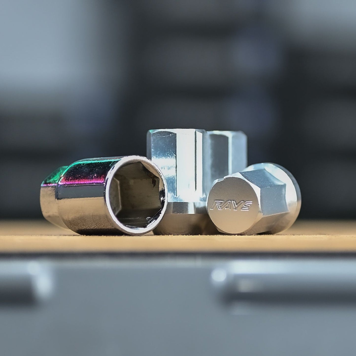 PT-51 TUERCA ALUMINIO CHROME 12X1.5 + CUBO