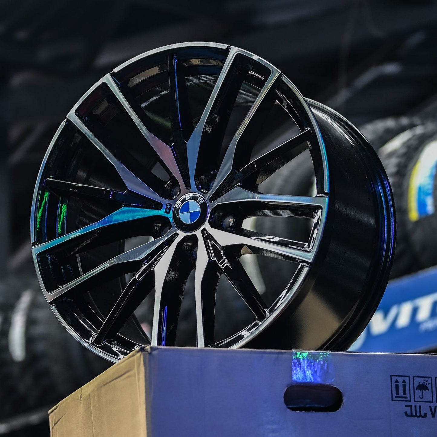 AVBMW5H-19 20x9.0 5x120 ET35 CB74.1 + AVBMW5H-20 20x10.5 5x120 ET40 CB74.1