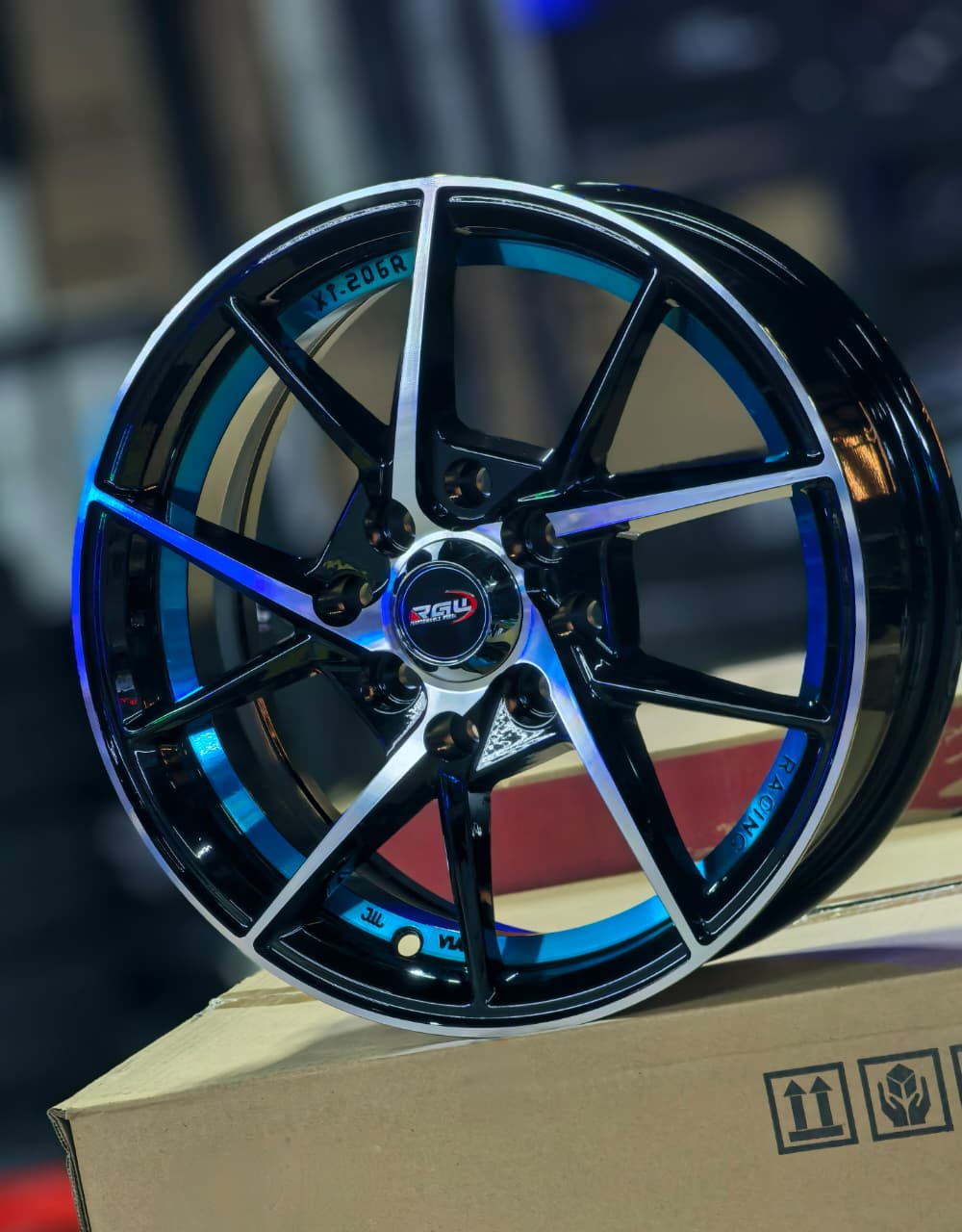 A1619 14x5.5 8x100/114.3 ET35 CB73.1