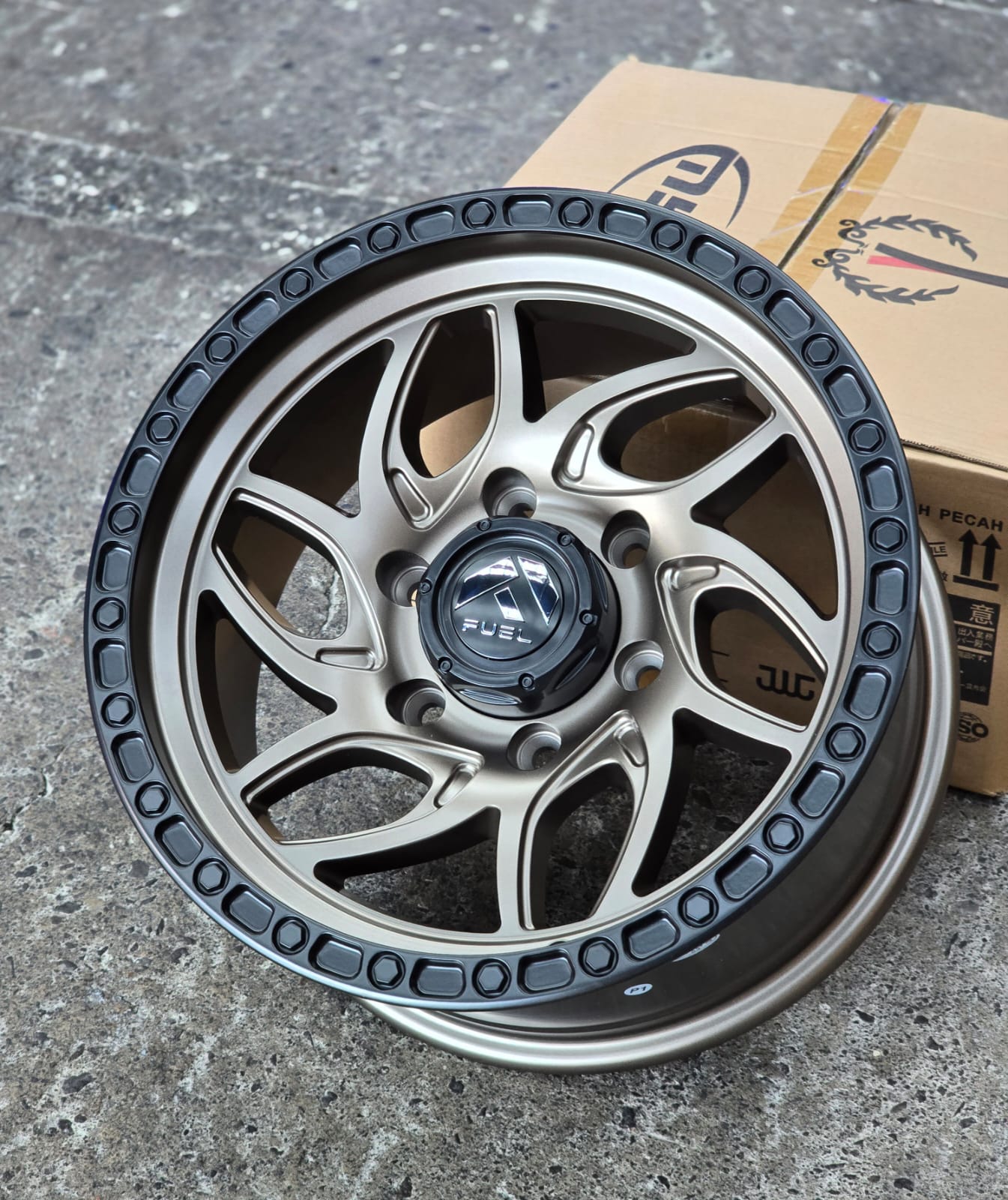 AD4X46H-105 16X8 6X139.7 ET0 CB110