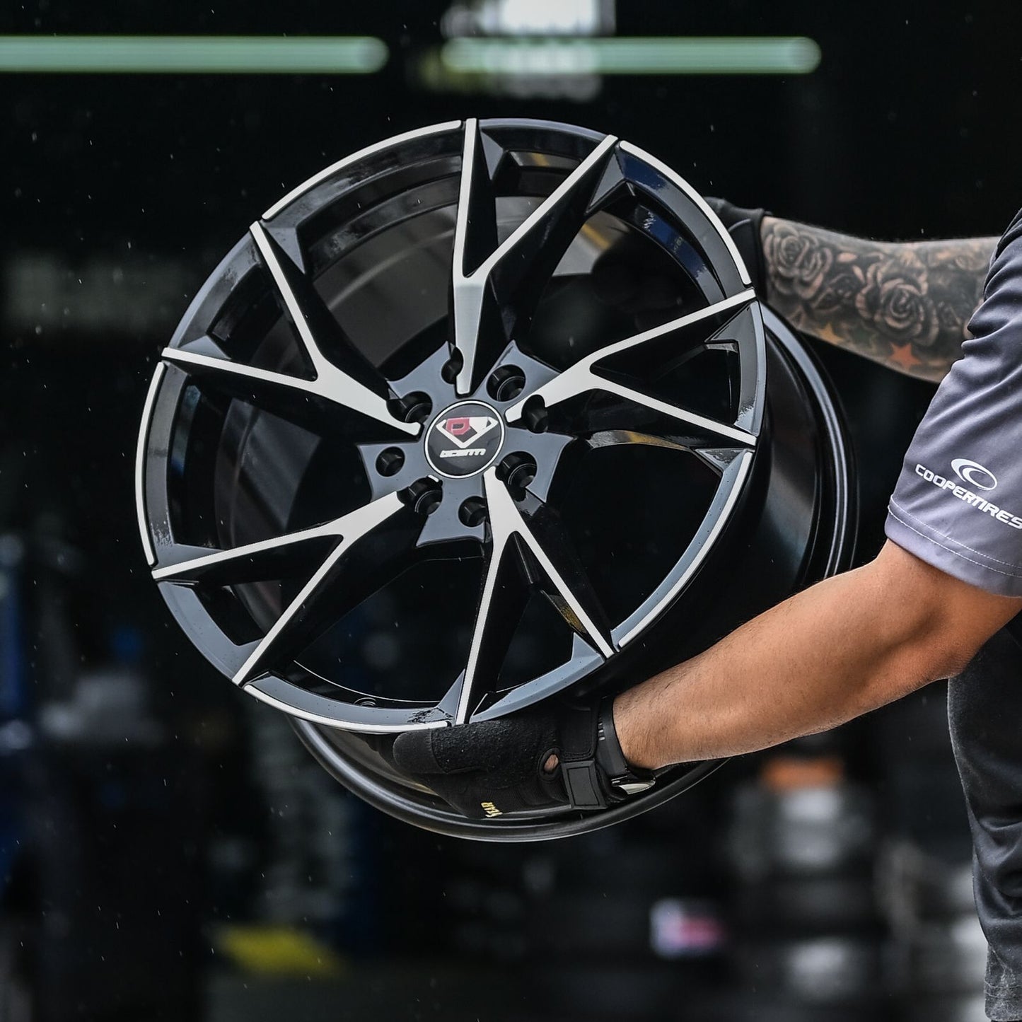 AD74H-114 17x7.5 8/100/114.3 ET35 CB73.1