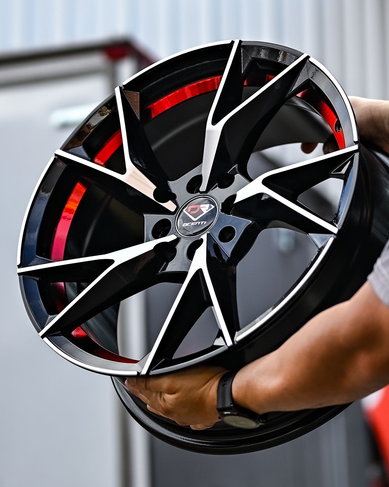 AD74H-115 17x7.5 8/100/114.3 ET35 CB73.1