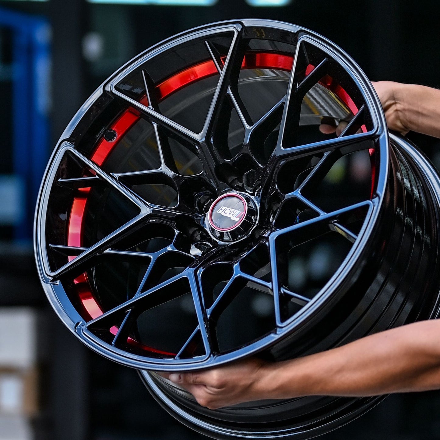 AD74H-129 17X9.0 4X100/4X114.3 ET5 CB73.1