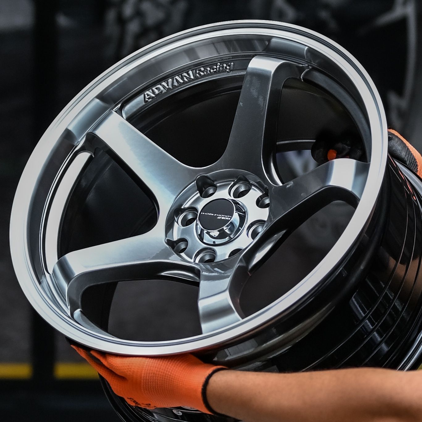AD74H-130 17x9 4x100/114.3 ET15 CB67.1