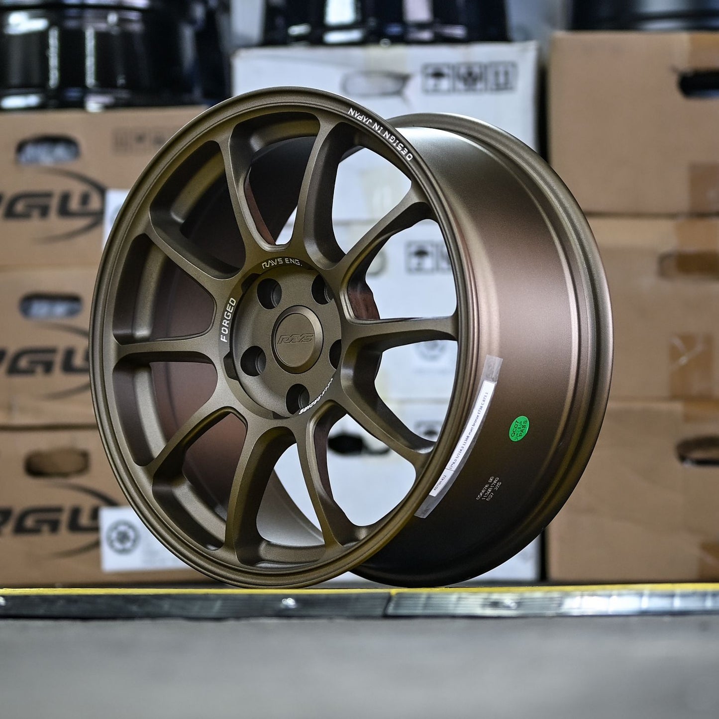 AD75H-412 17X8 5X114.3 ET38 CB73.1