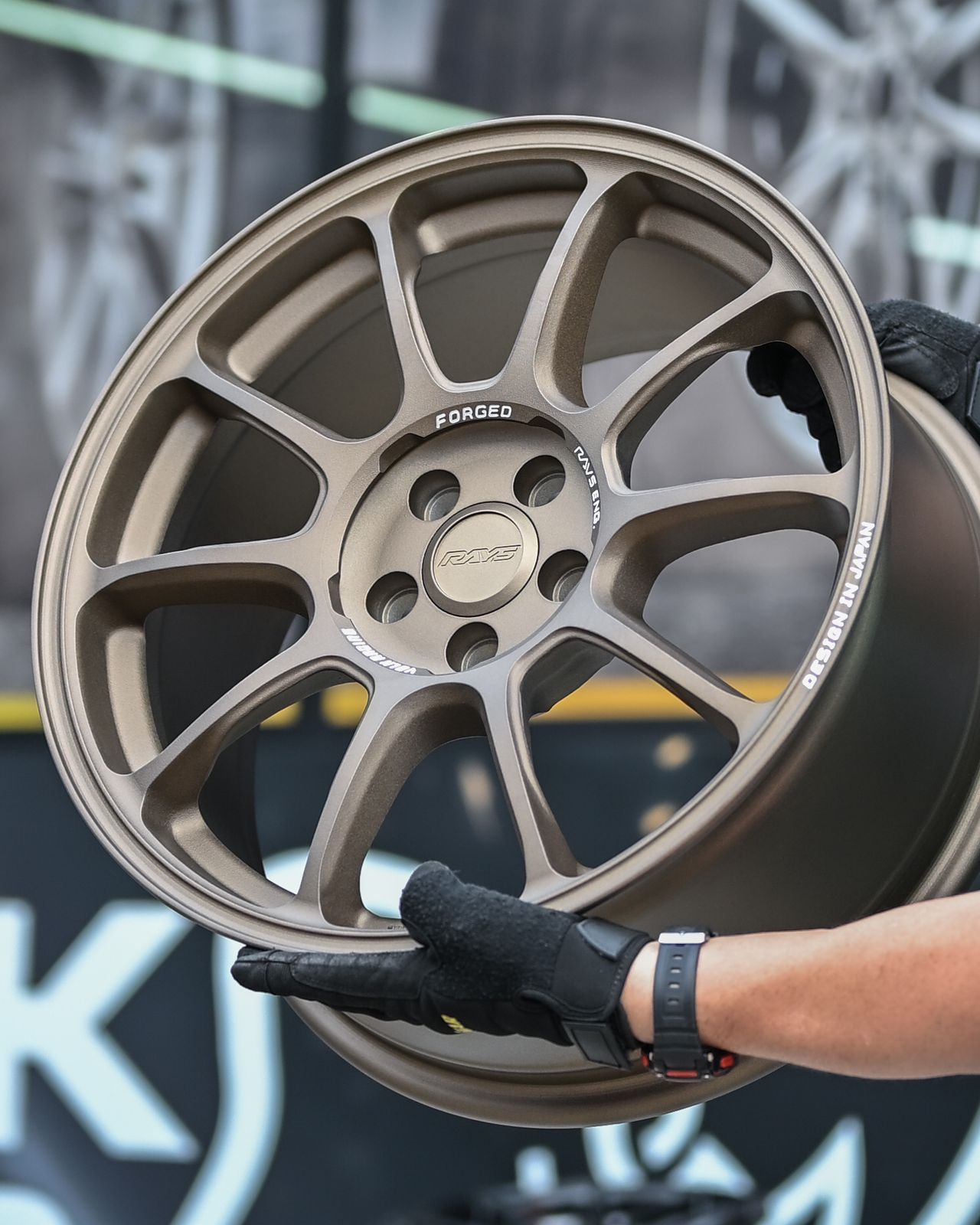 AD75H-465 17X8 5x114.3 ET38 CB73.1