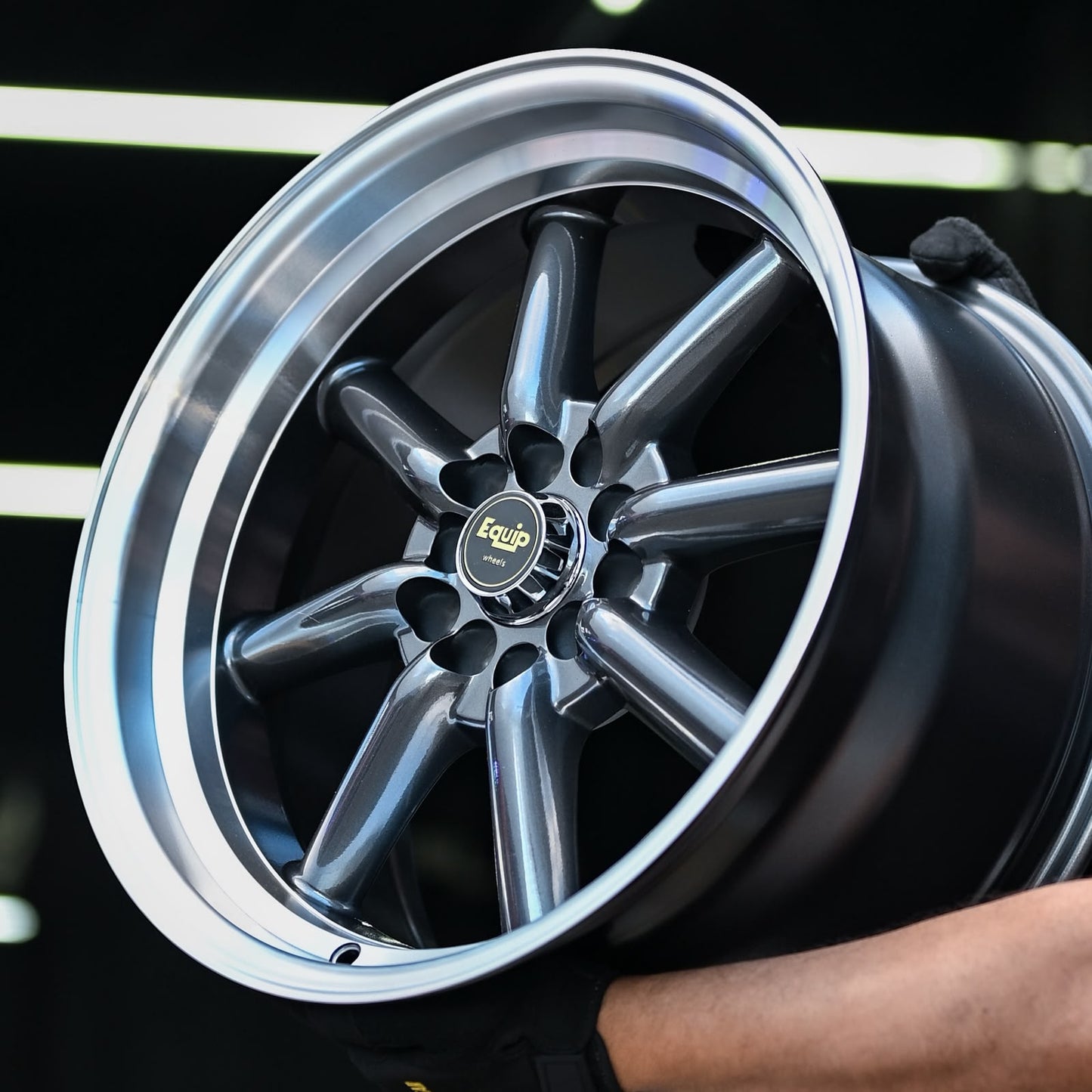 AD75H-573 17x9.0 10X100/114.3 ET15 CB73.1