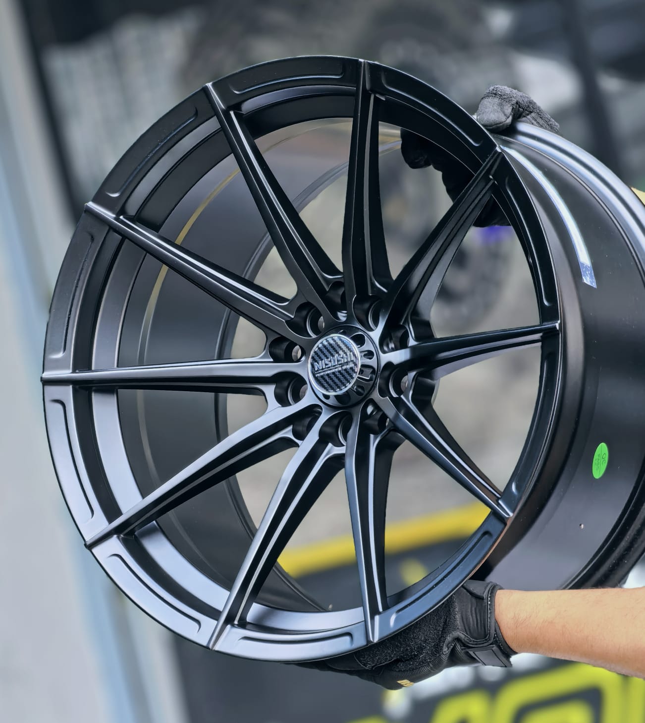AD75H-584 17x9.0 10X100/114.3 ET10 CB73.1