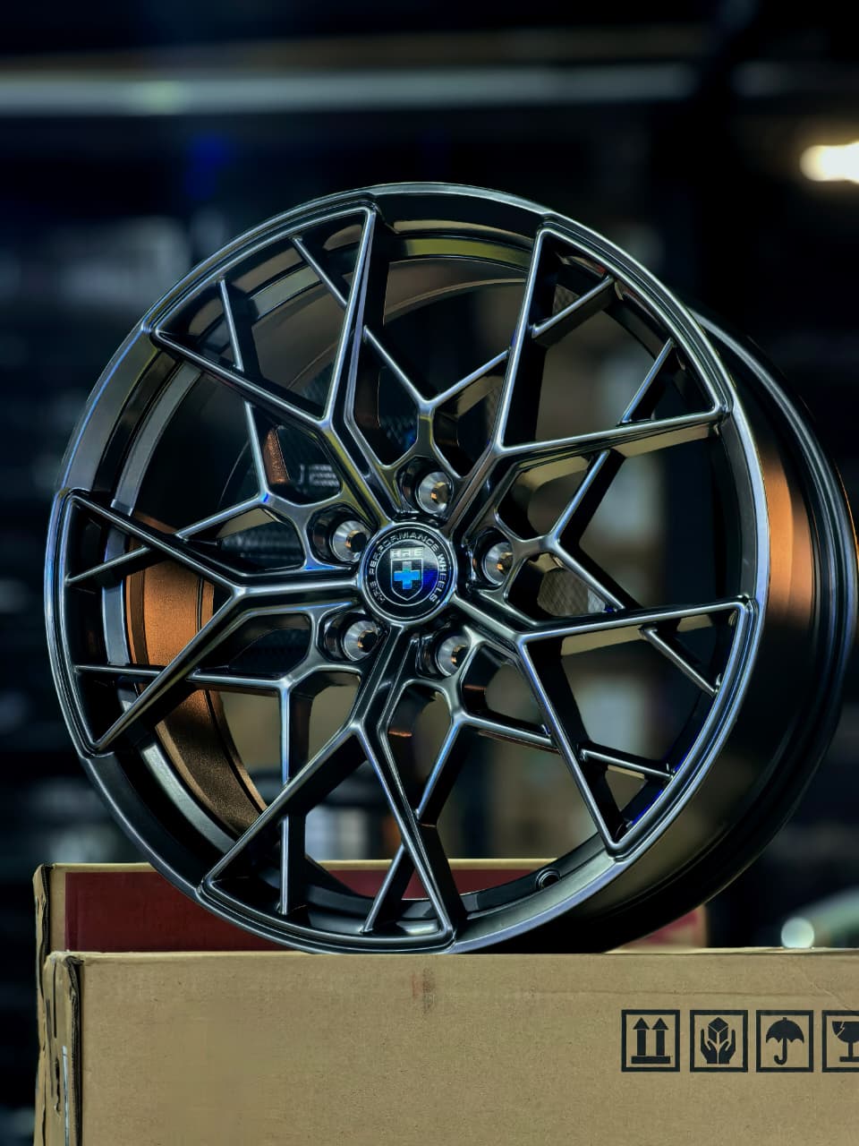 AD85H-184 18x8 5x114.3 ET38 CB73.1