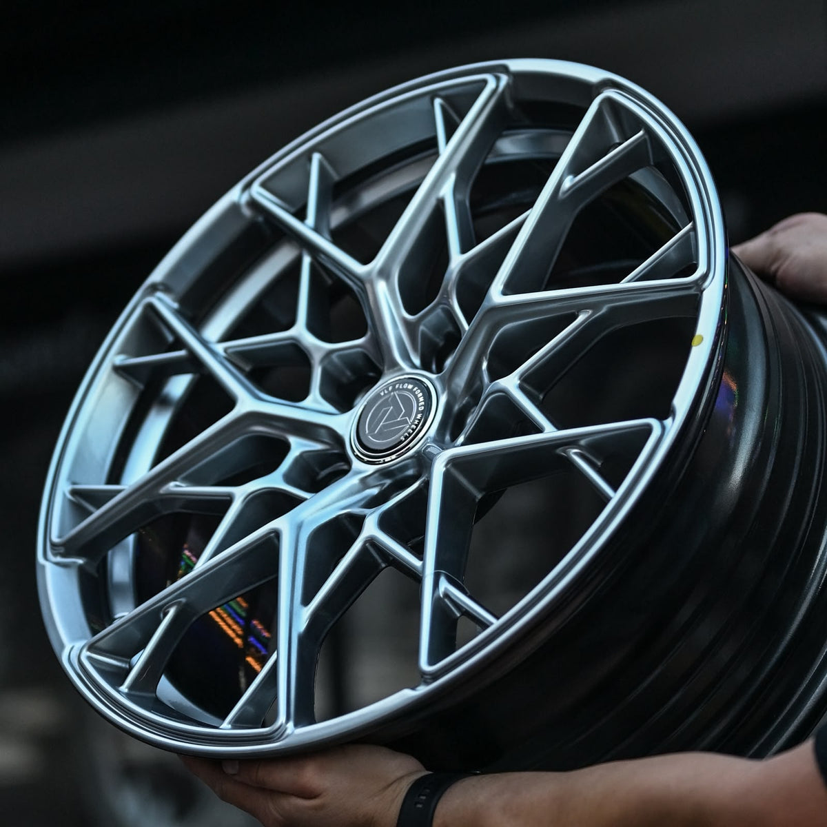 AD85H-282 18X8.0 5X114.3 ET38 CB73.1