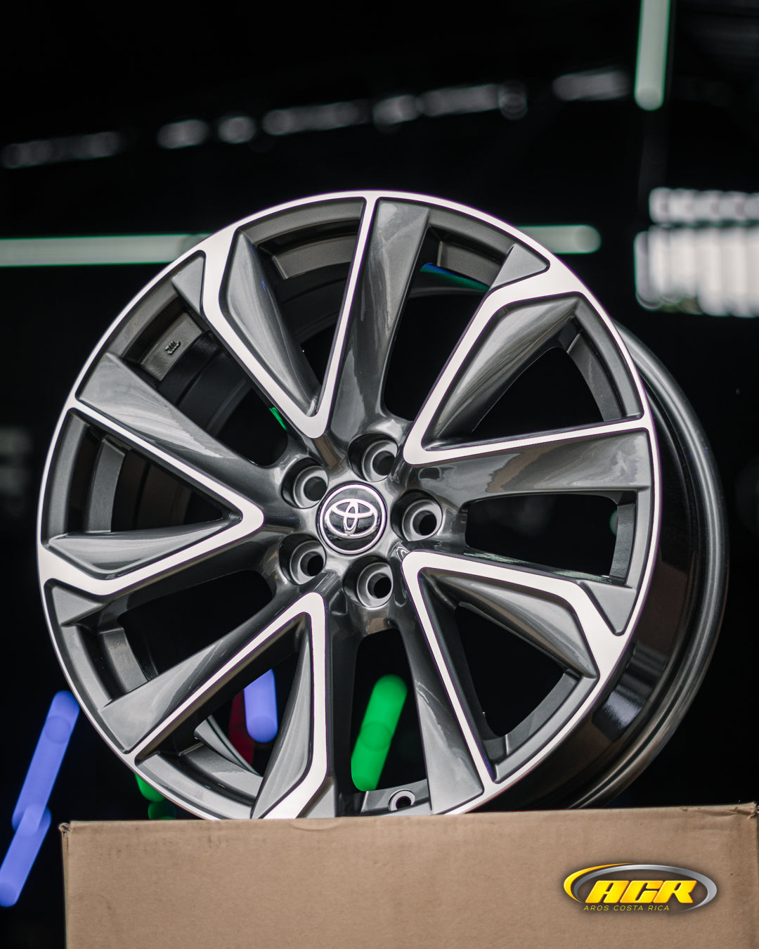 AD85H-80 18X8 5X100 ET40 CB54.1