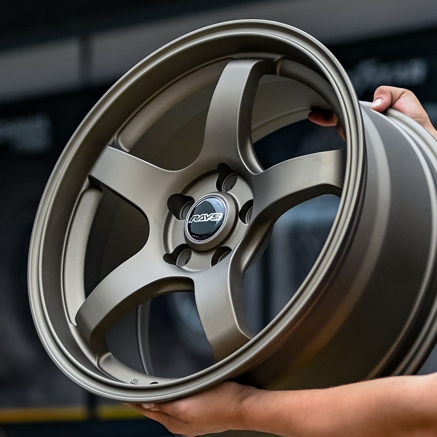 AD85HG-75 18x8 5X112 ET35 CB66.56