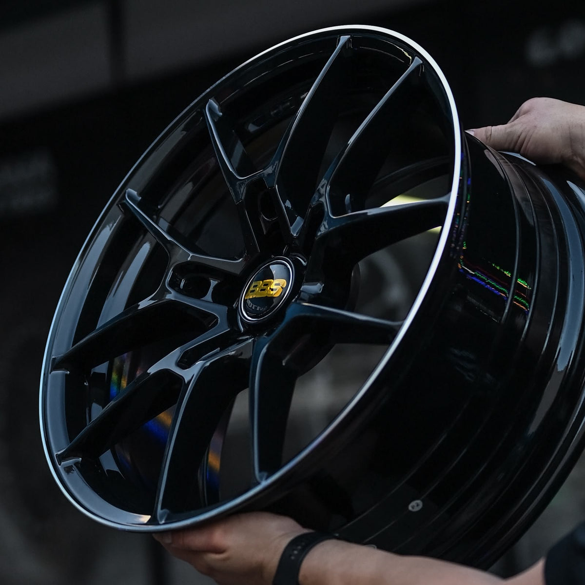 AD85HT-33 18X8 5X108 ET40 CB73.1