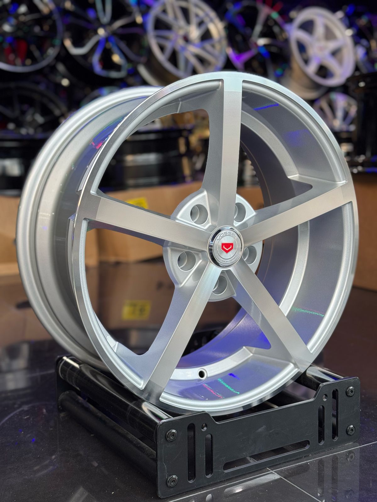 AD8BMW5H-36 18X8 5X120 ET35 CB74.1