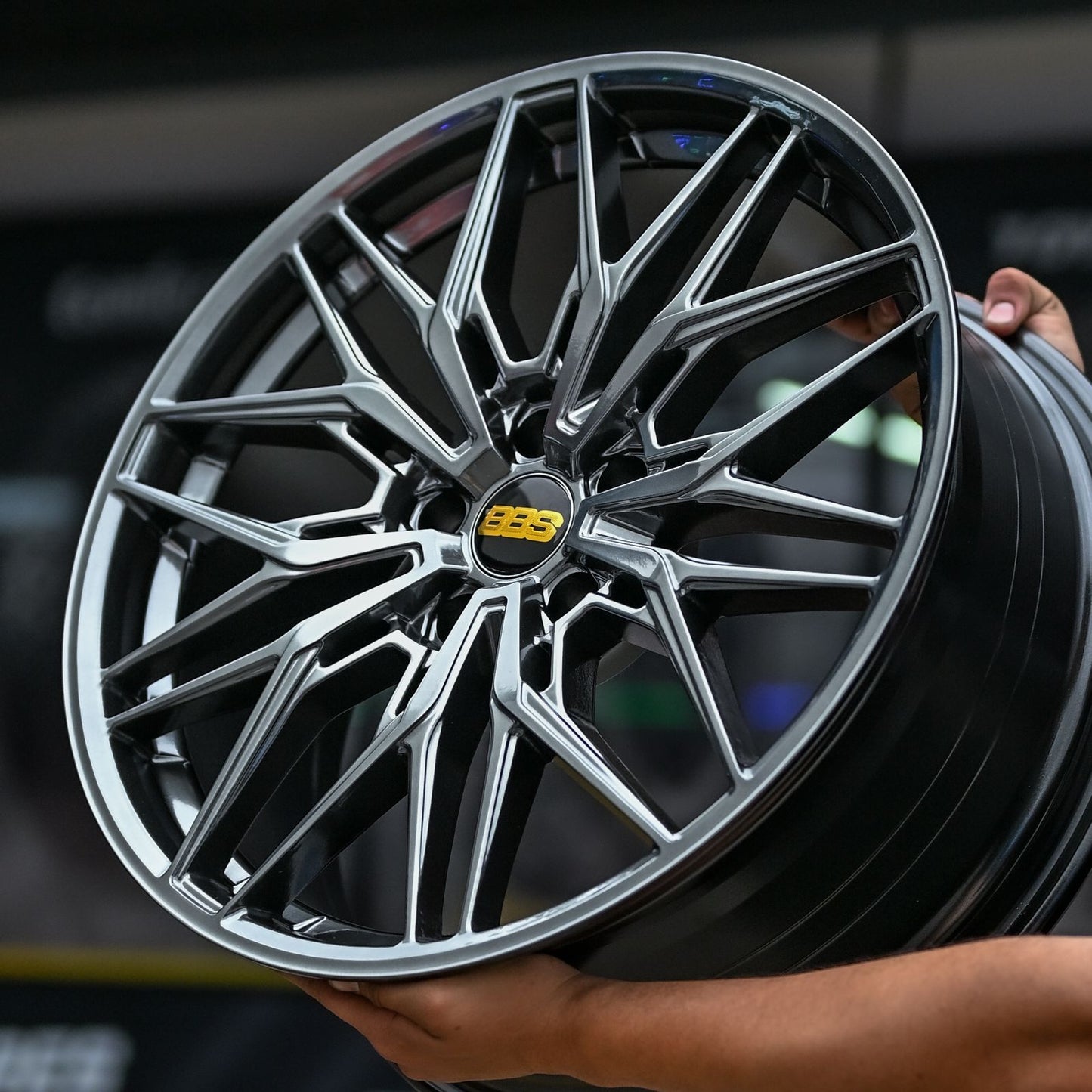 AD95H-27 19X8.5 5X114.3 ET38 C.B73.1