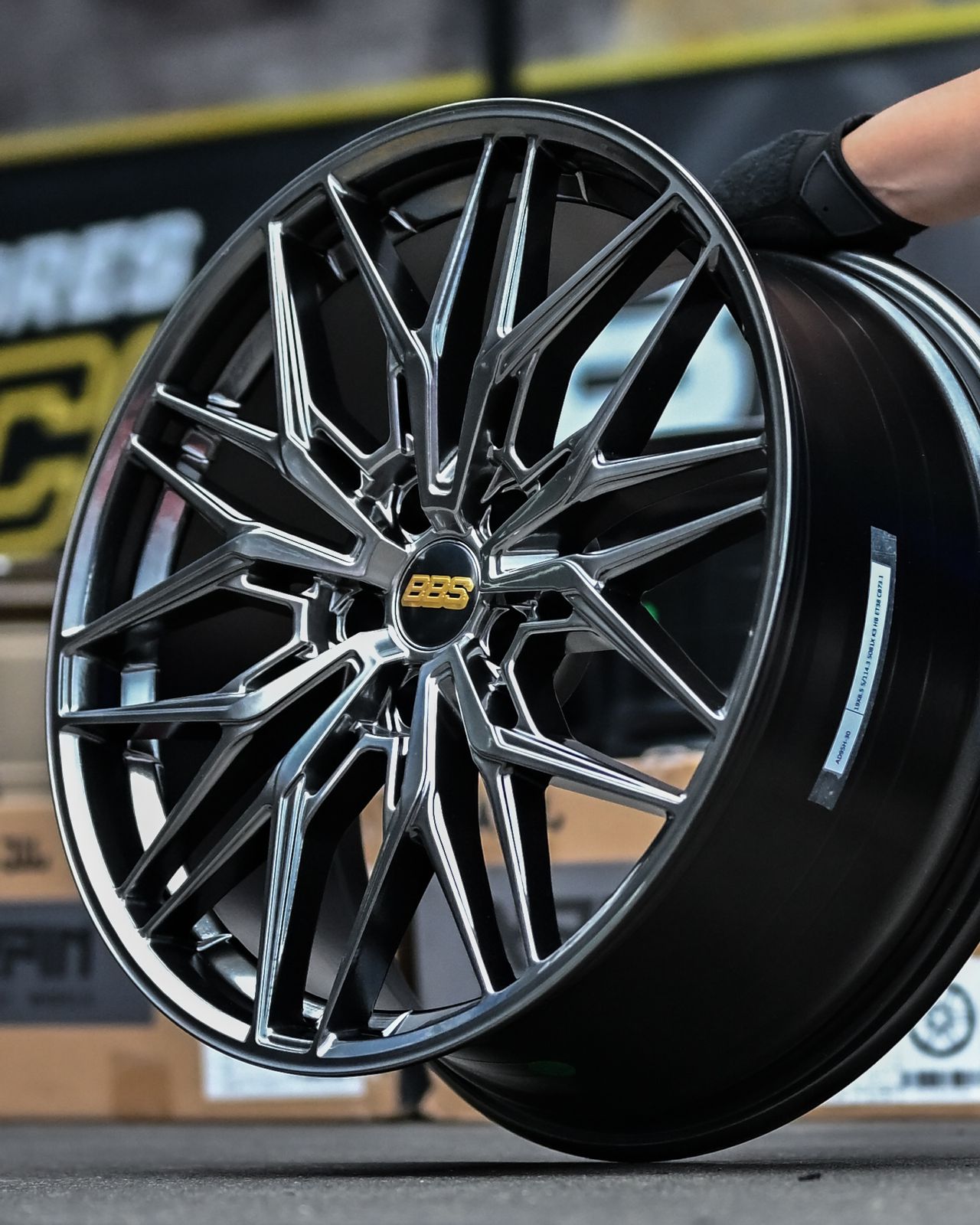 AD95H-30 19X8.5 5X114.3 ET38 CB73.1