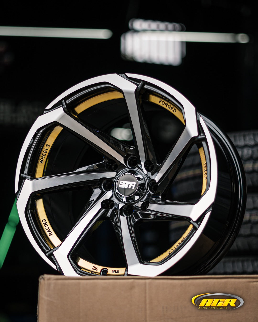 ADX84H-129 16x8 4X100/114.3 ET20 CB73.1