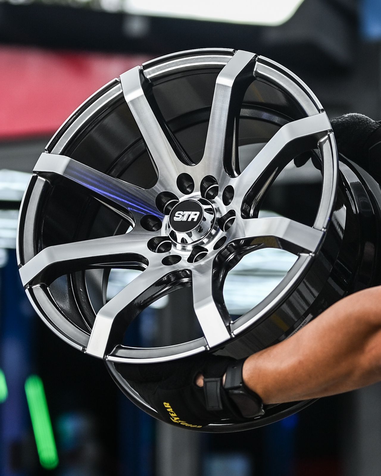ADX85H-125 16x8 10/100/114 ET20 CB73.1