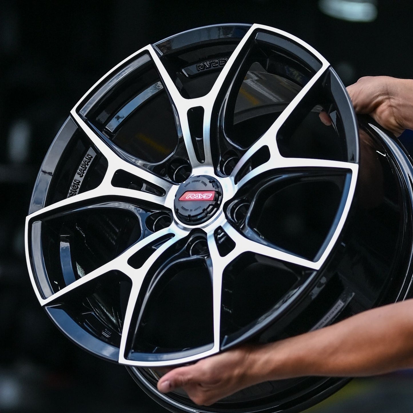 ADX85H-223 16x7 5x114.3 ET38 CB73.1