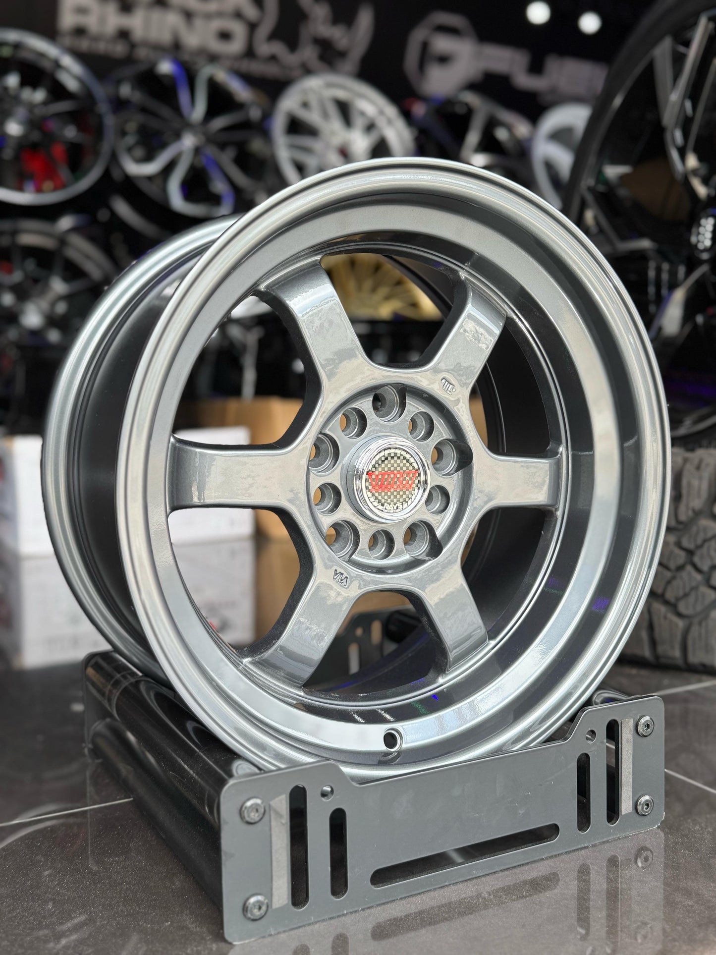 ADX85H-239 16x8 10/100/114.3 ET20 CB73.1
