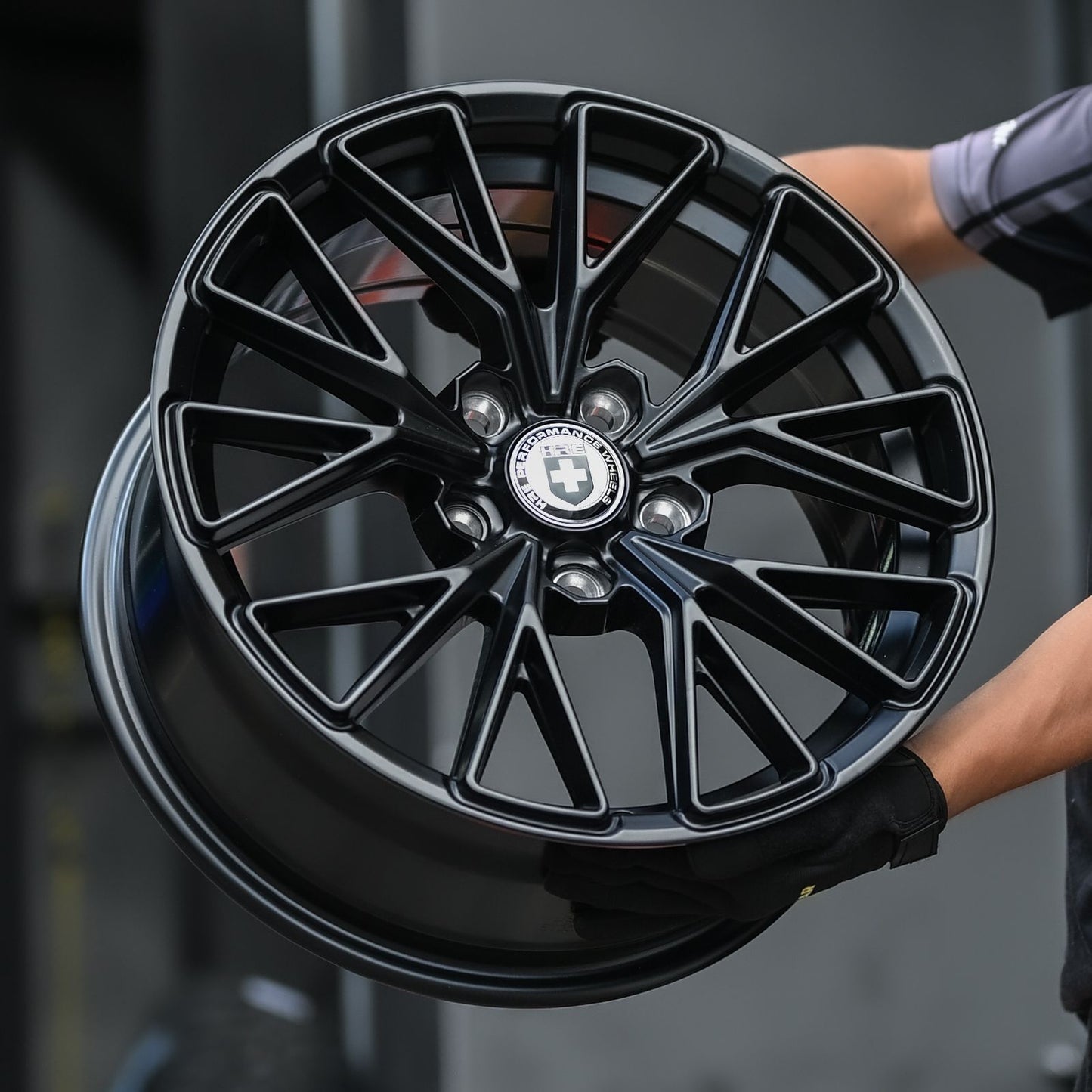 ADX85H-297 16X7 5X114.3 ET35 CB73.1