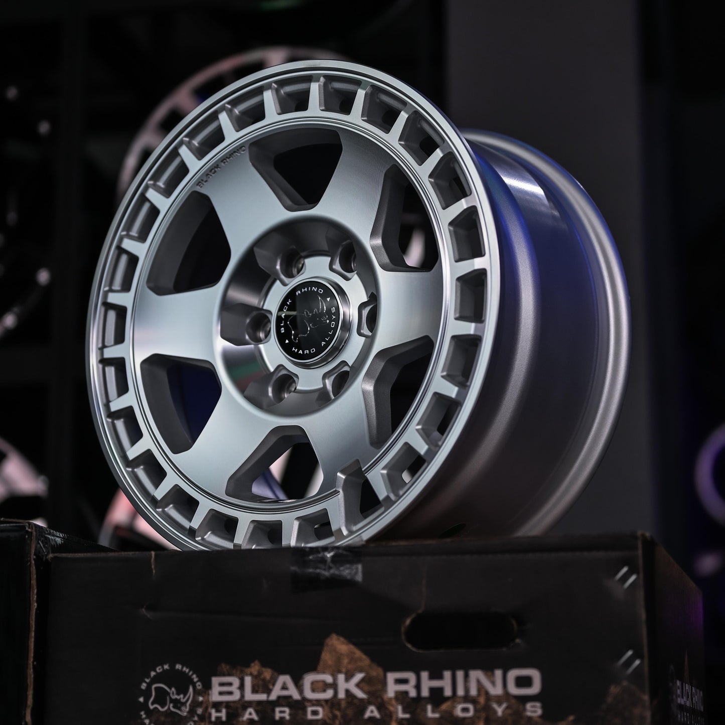 AOD74X46H-70 BLACK RHINO BAHARI 17X8.5 6X139 ET25 CB106