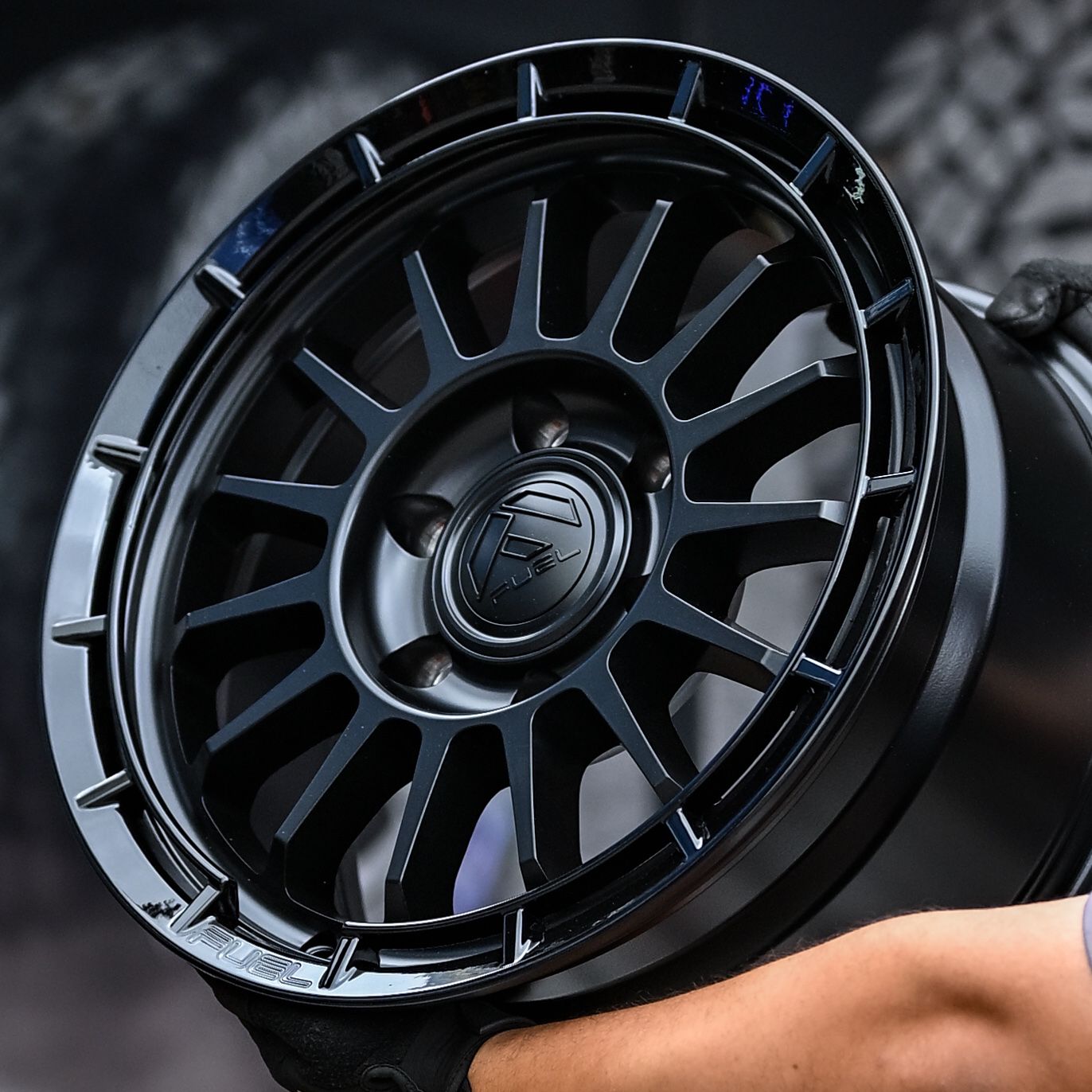 AOD74X46H-96 FUEL ASCEND 17X8.5 6X139 ET25 CB106