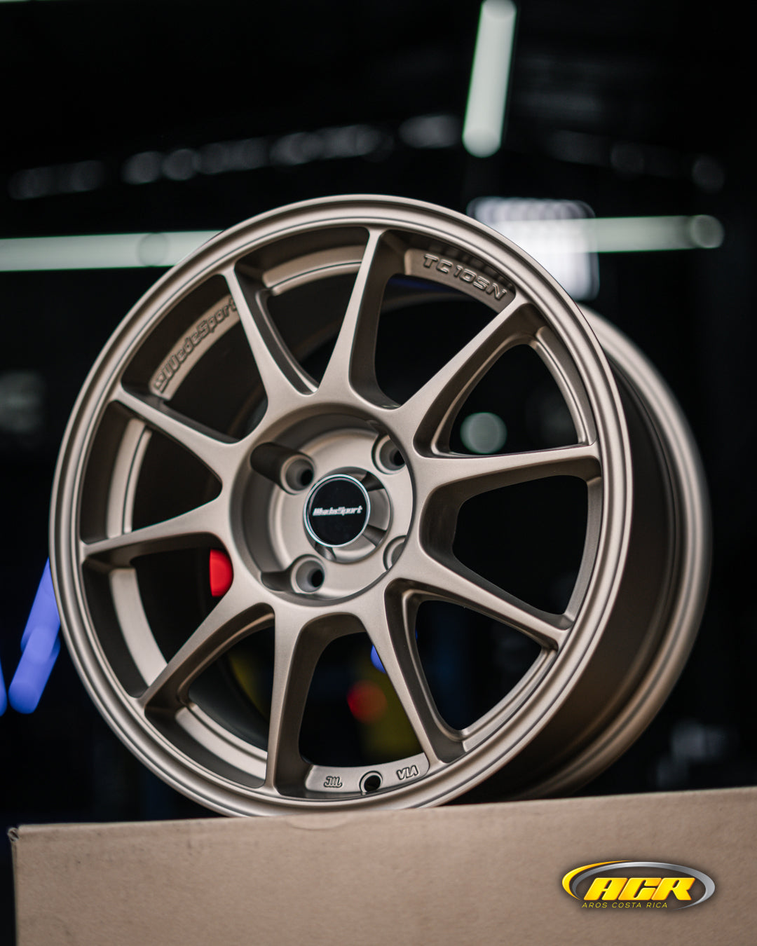 AQX74H-296 15X7 4X100 ET35 CB73.1