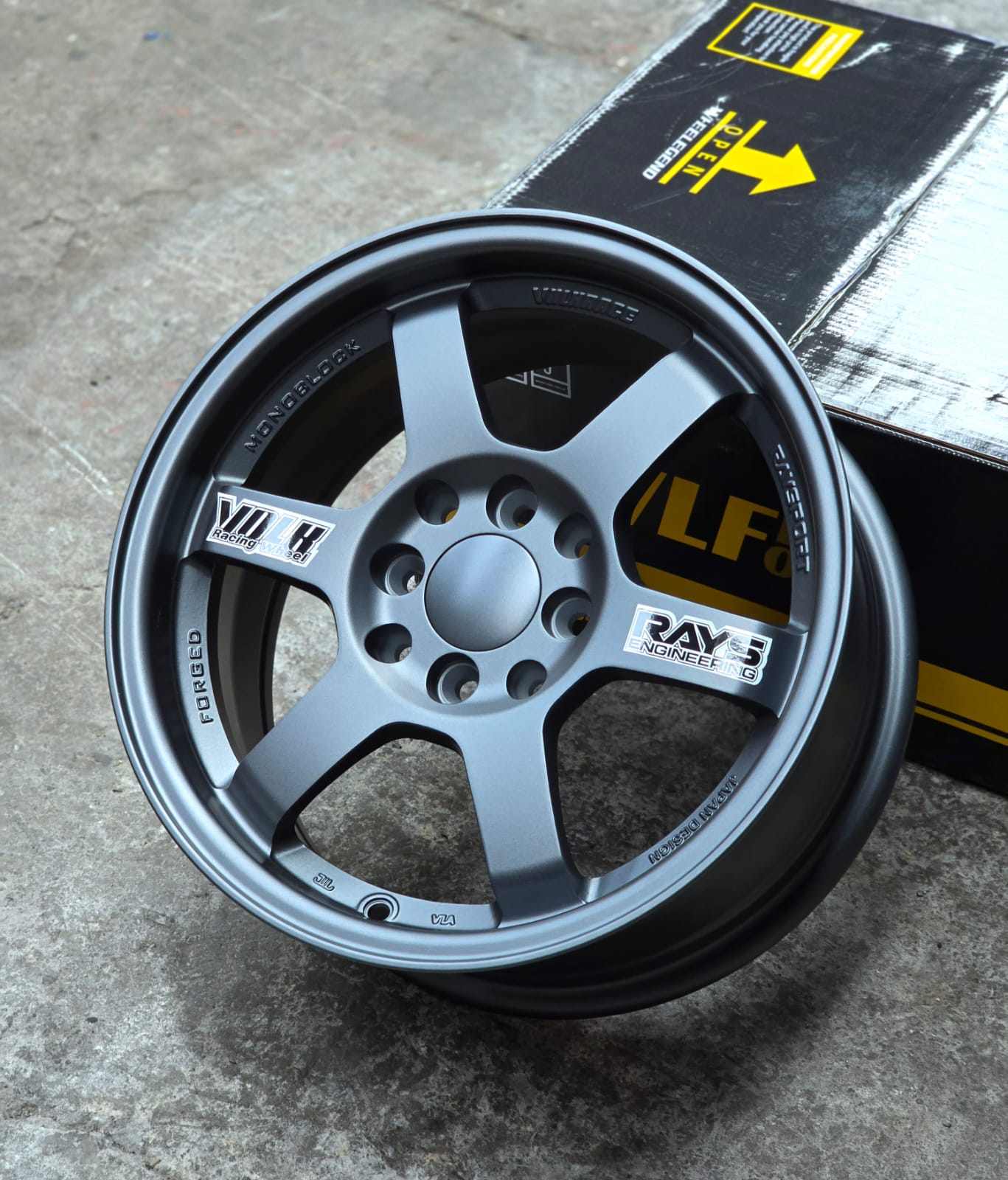 AQX74H-338 15X7 4X100/114.3 ET35 CB73.1