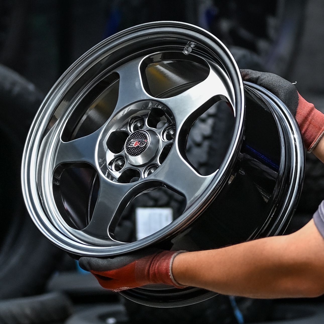 AQX74H-451 15X7 4X100 ET35 CB73.1
