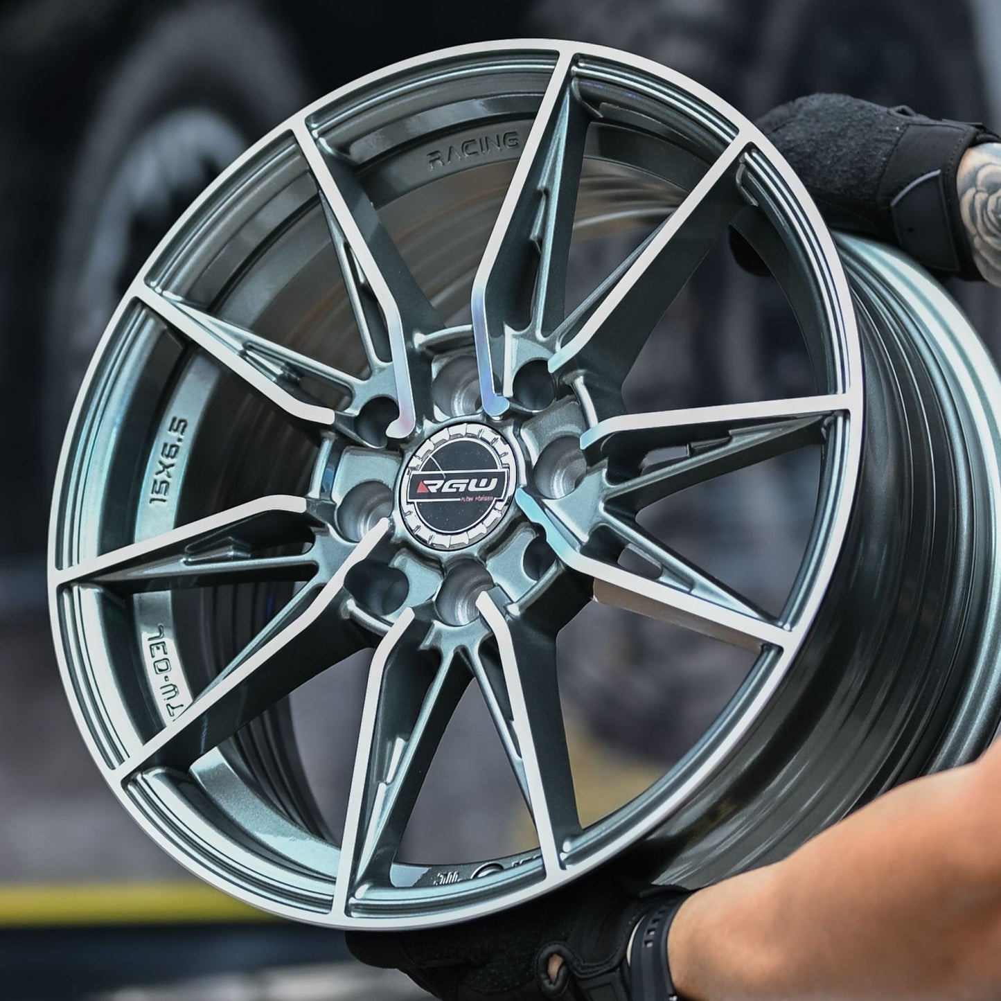 AQX74H-495 15X6.5 8X100/114.3 ET38 CB73.1