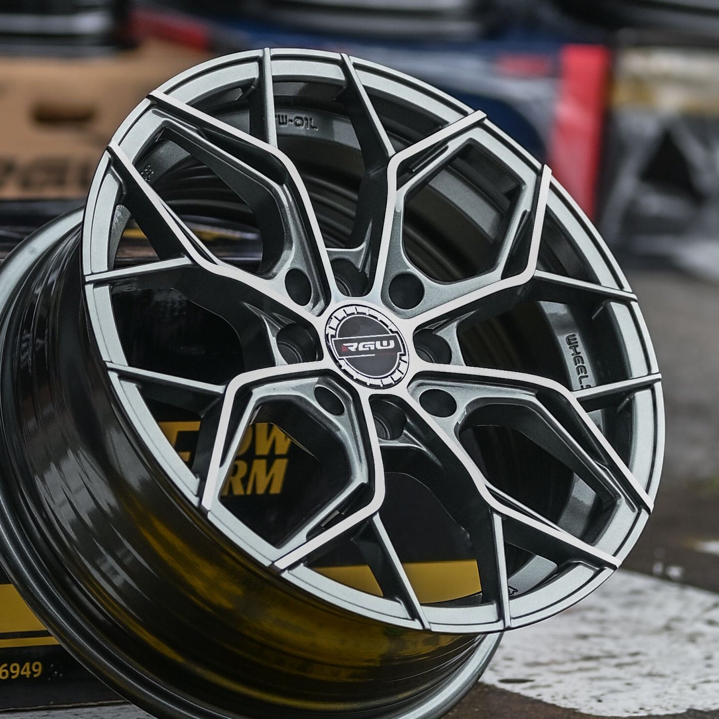 AQX74H-498 15x6.5 8x100/114.3 ET38 CB73.1