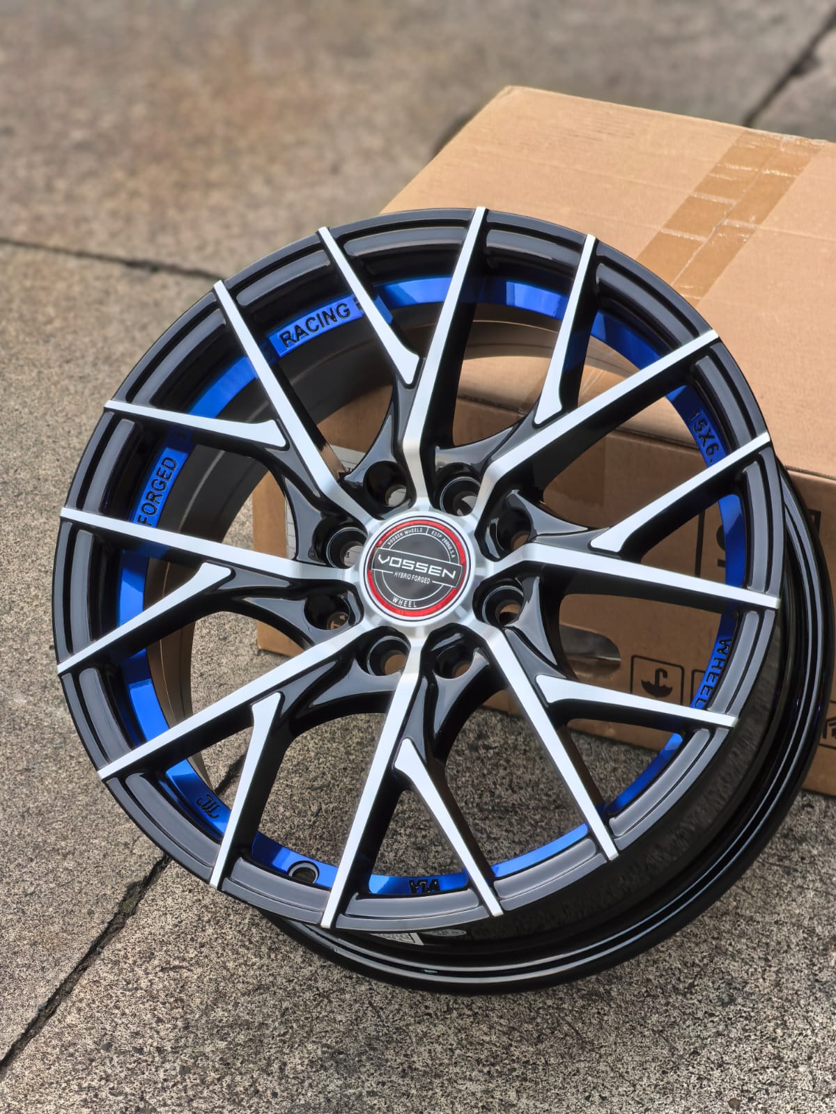 AQX74H-572 15x7 8x100/114.3 ET38 CB73.1