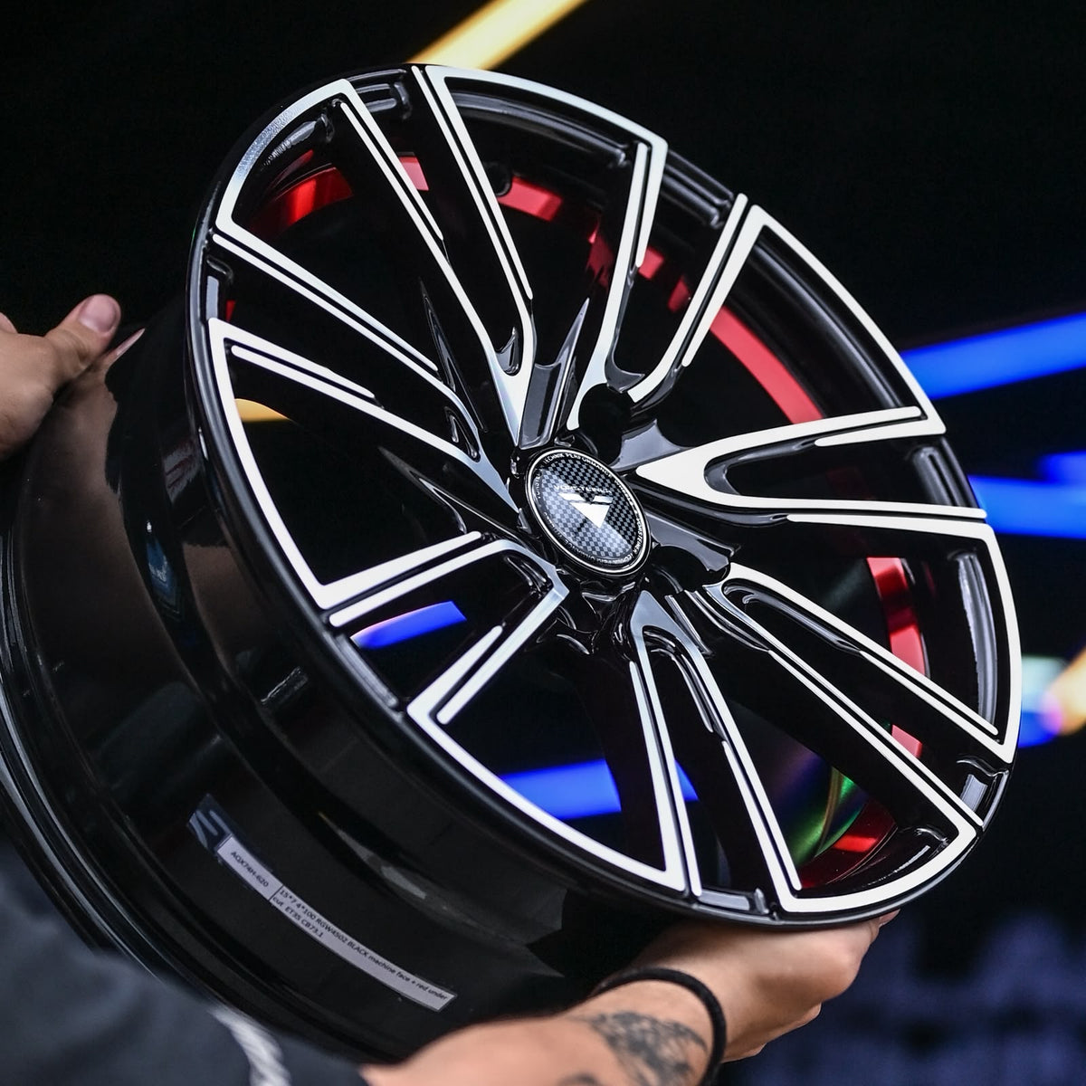 AQX74H-620 15X7 4X100 ET35 CB73.1
