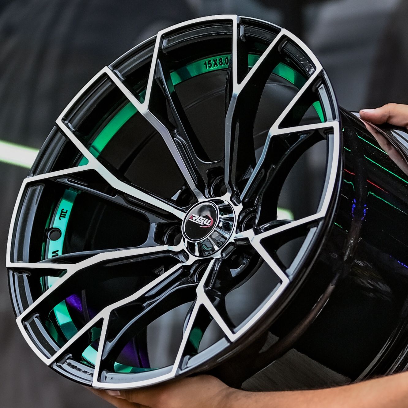 AQX74h-509 15X8.0 4X100/114.3 ET15 CB73.1