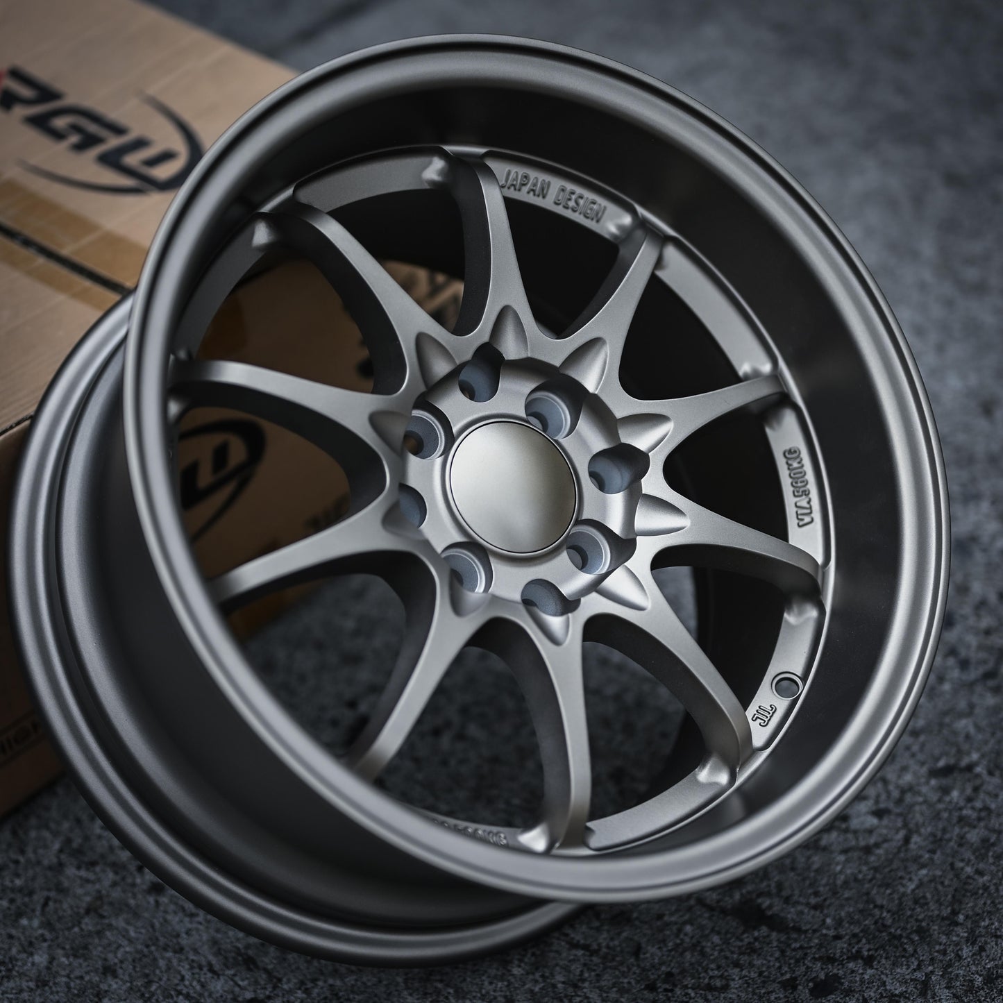 AQX84H-451 15X8 8X100/114.3 ET20 CB73.1