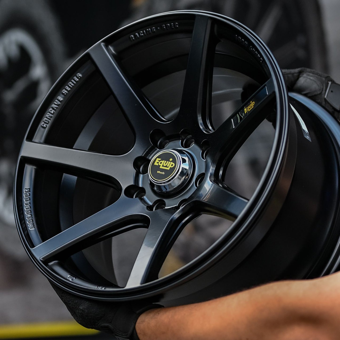 AQX84H-85 15X8 8/100/114 ET20 CB73.1