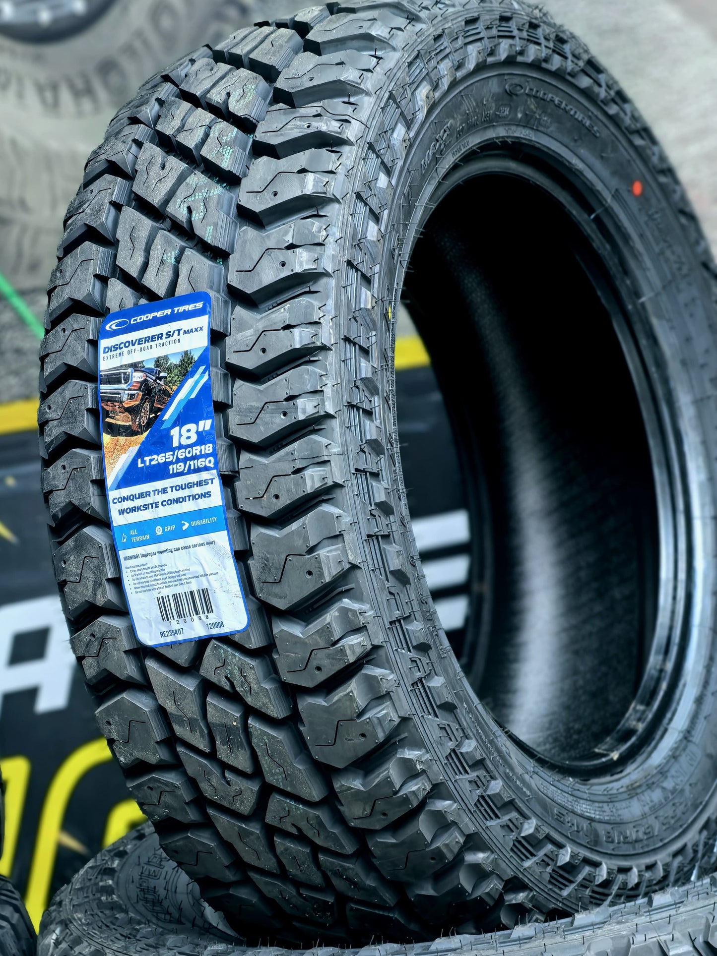 265/60R18 Cooper Discoverer S/T MAXX