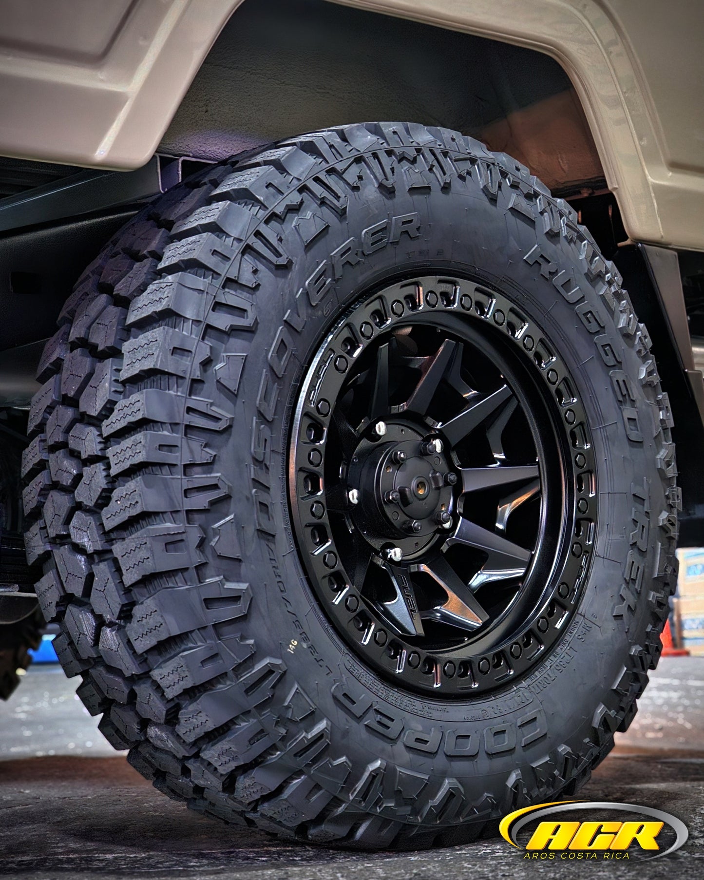 265/60R18 Cooper Discoverer Rugged Trek