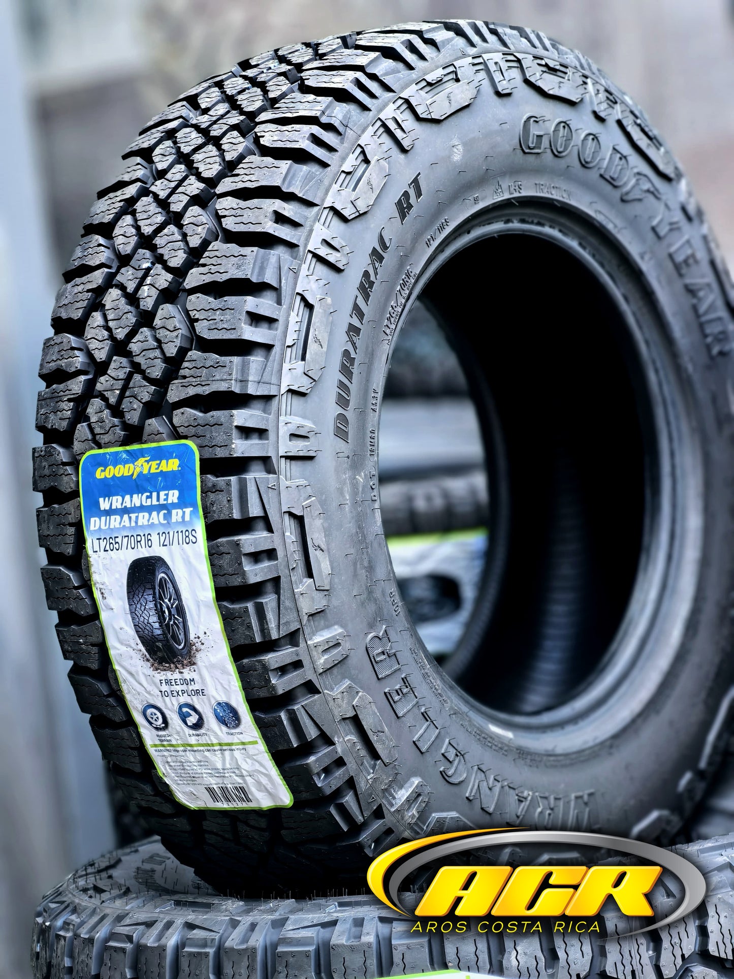 265/70R16 Goodyear Wrangler Duratrac RT