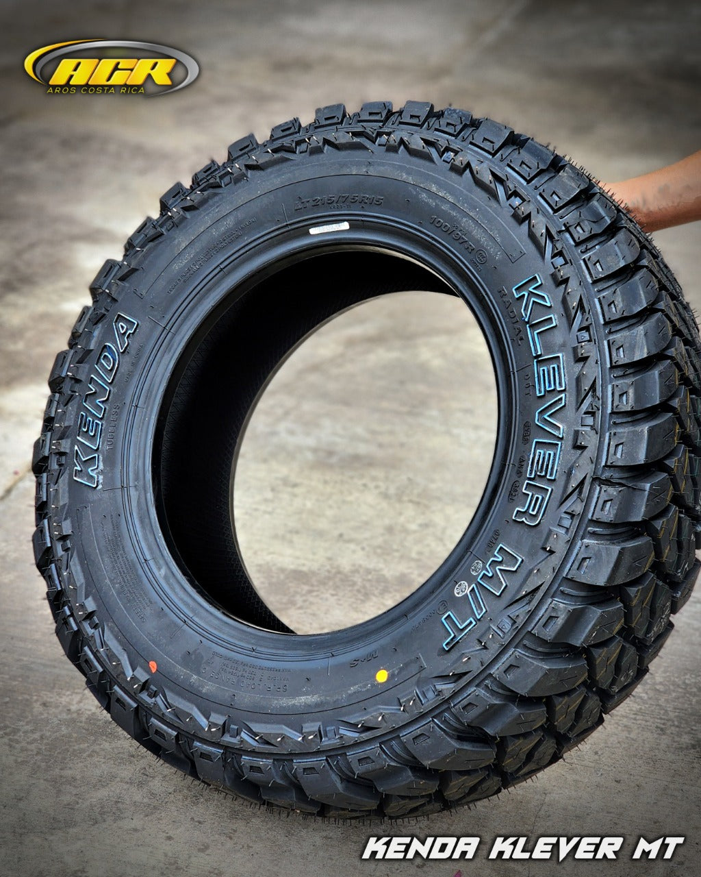 235/75R15 Kenda Klever KR29 MT
