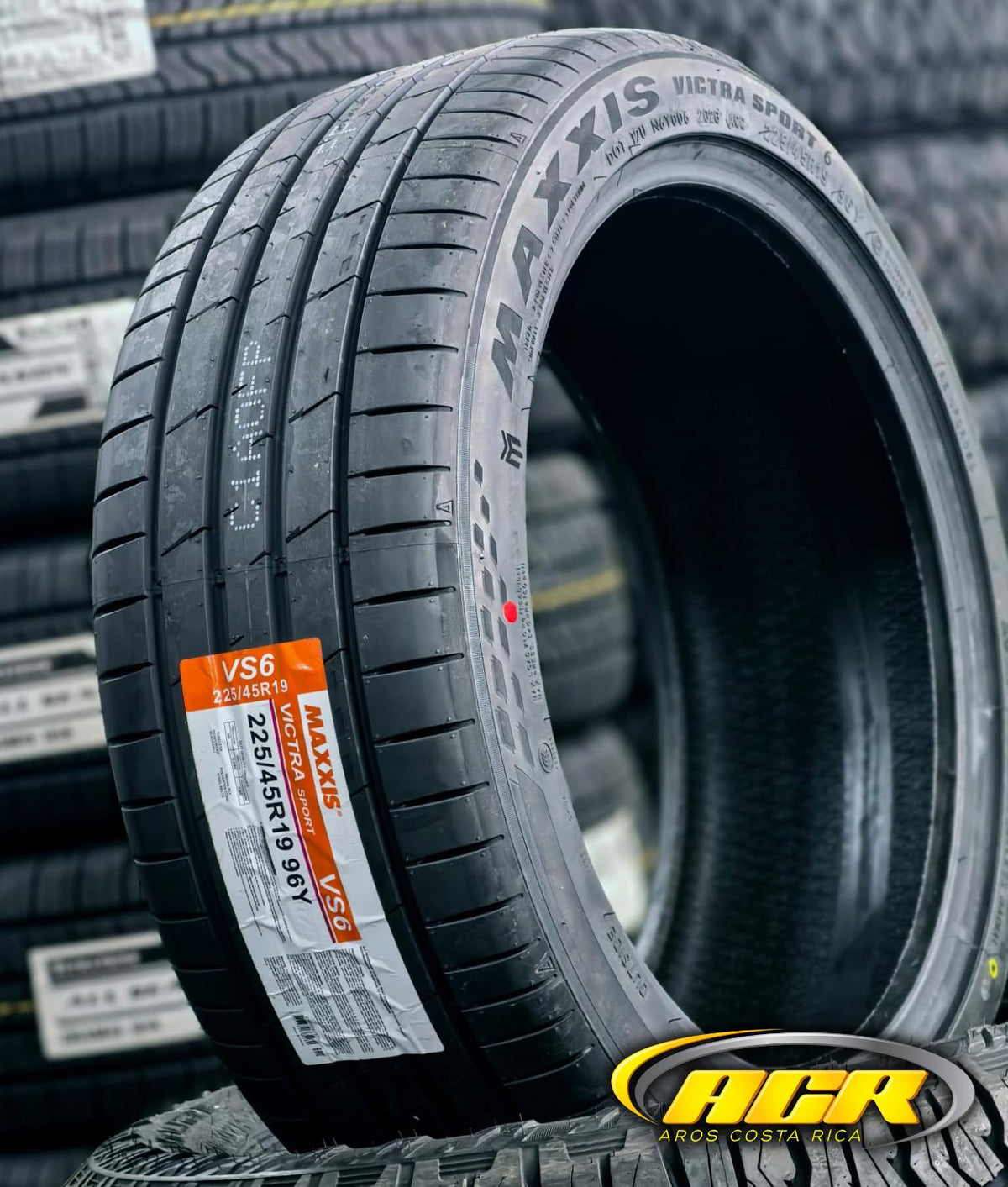 225/45R19 Maxxis Victra VS6