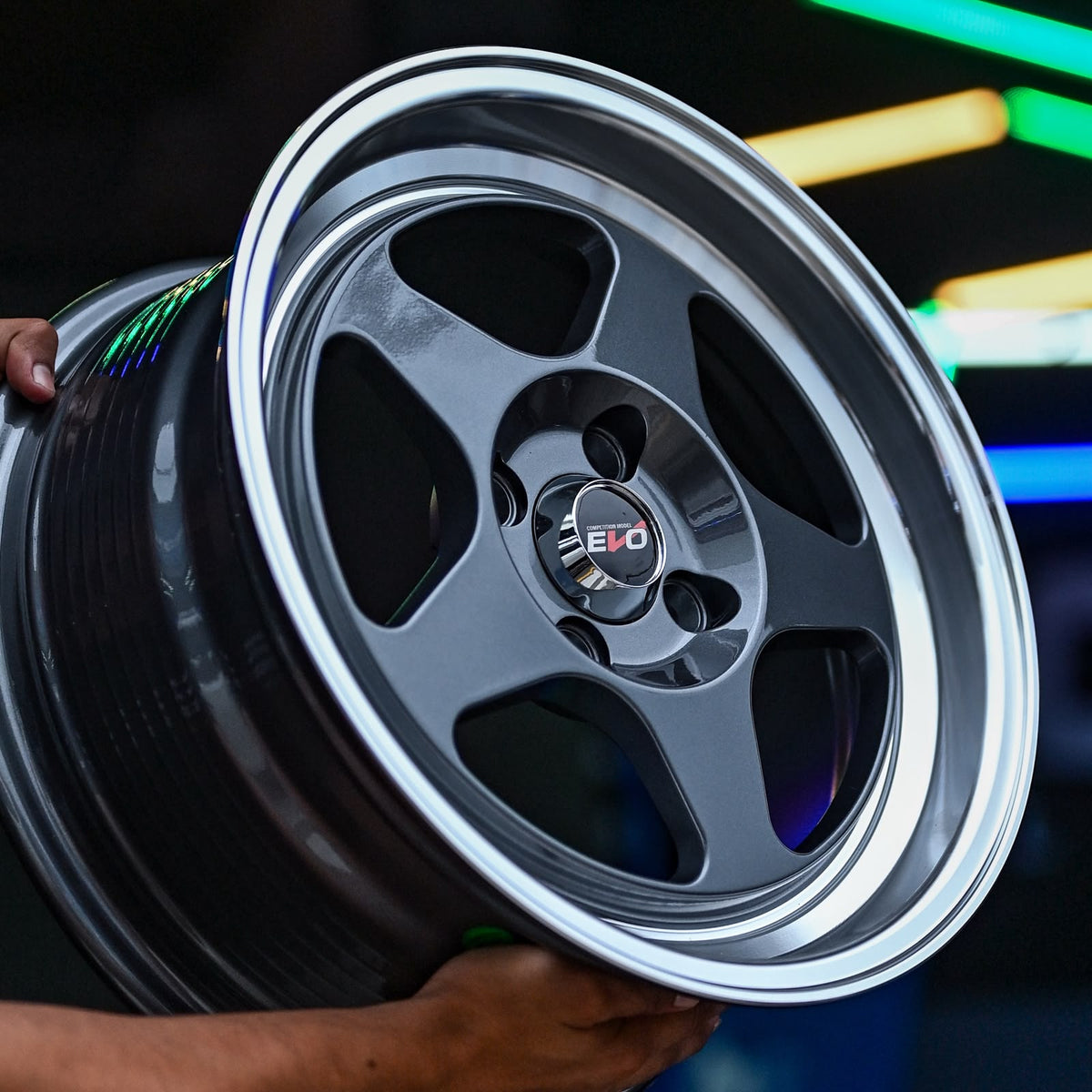 AQX74H-520 15X7 4X100 ET35 CB73.1