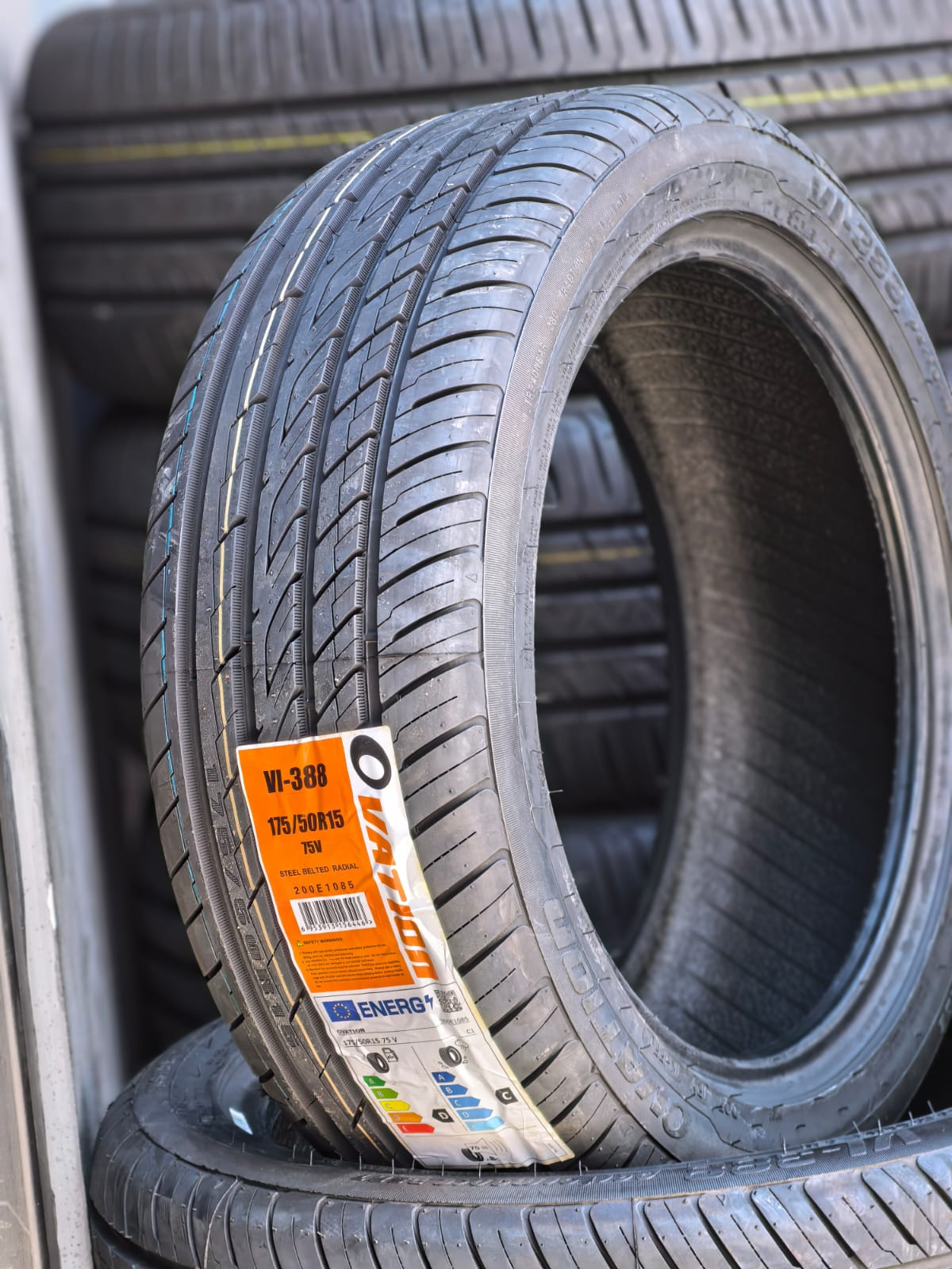 175/50R15 Ovation VI-388 (Ultima unidad disponible)