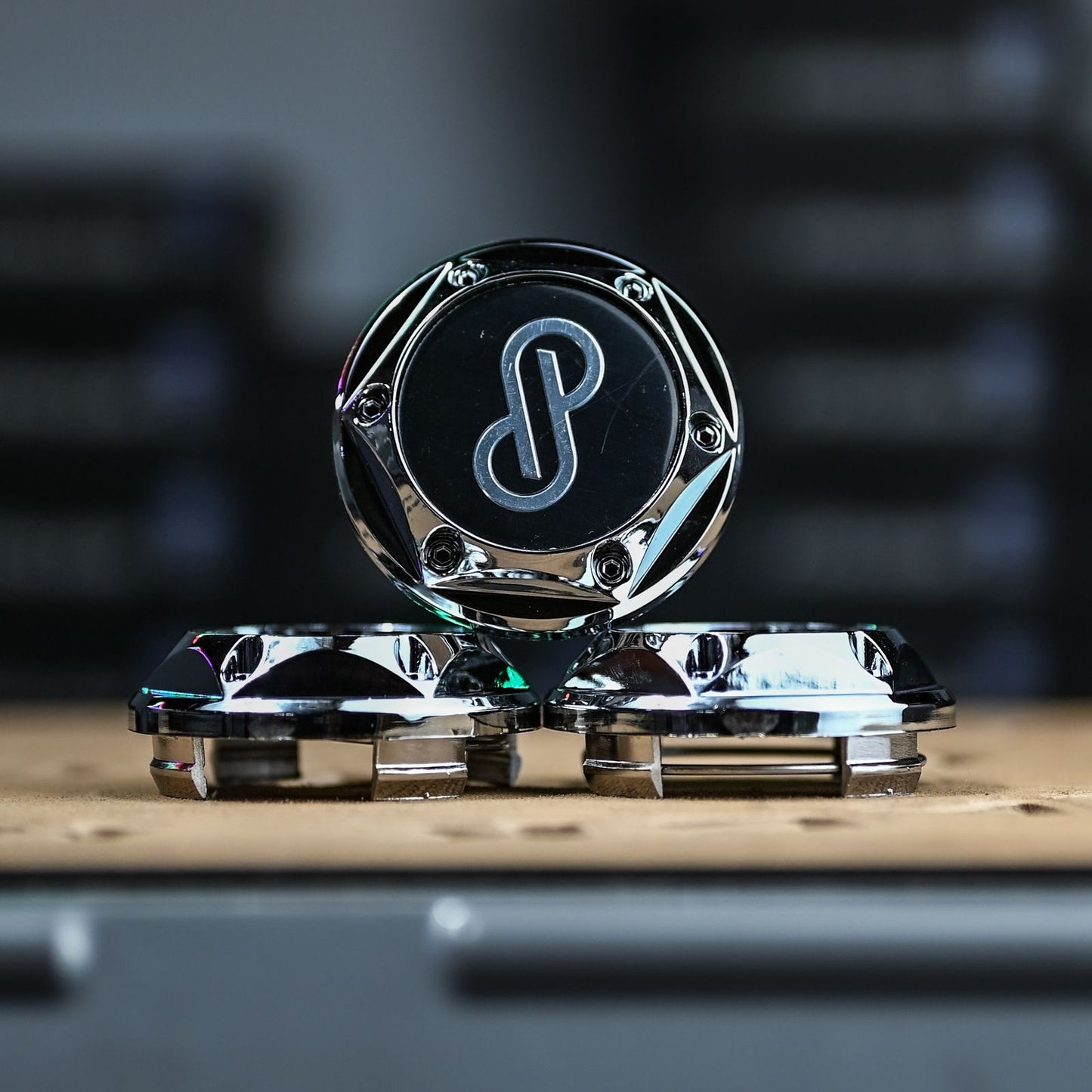 PT-TAPA12 TAPA ENKEI PARA AUTOMOVIL