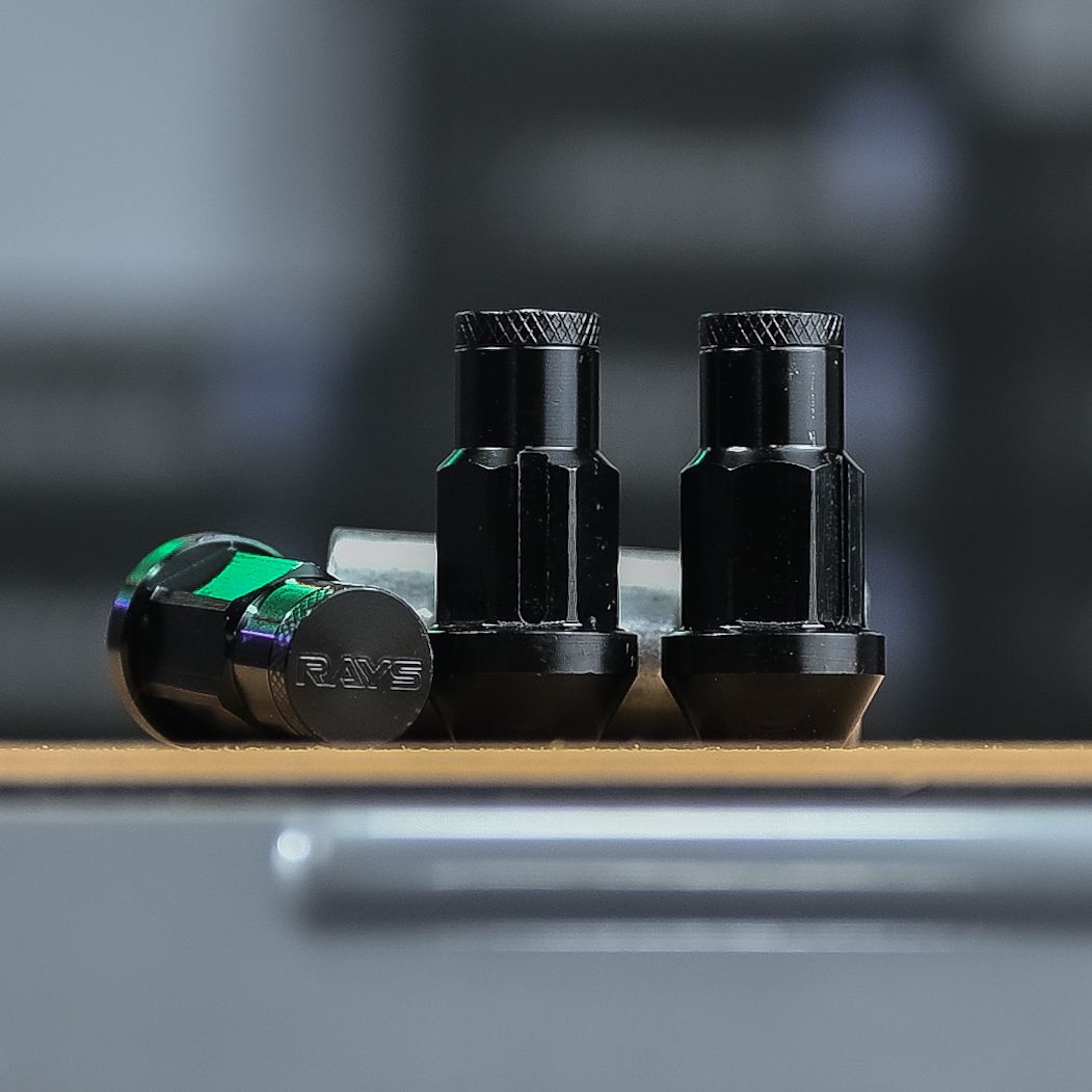 PT-53 TUERCA ALUMINIO NEGRA 12X1.5 + CUBO