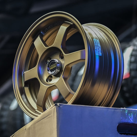 AQX74H-588 15X6.5 4X100 ET38 CB73.1