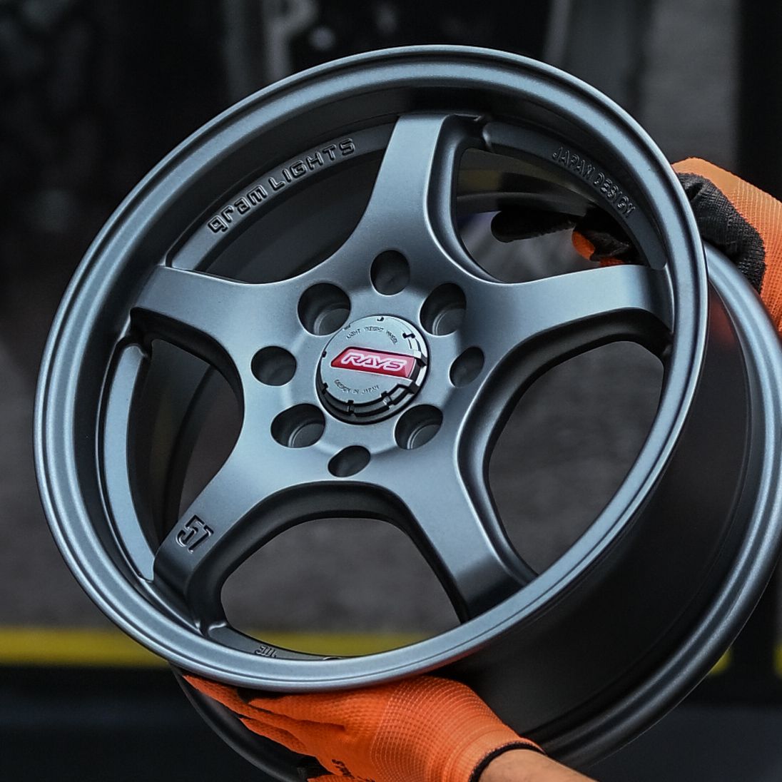 A1721 14x5.5 8x100/114.3 ET35 CB73.1