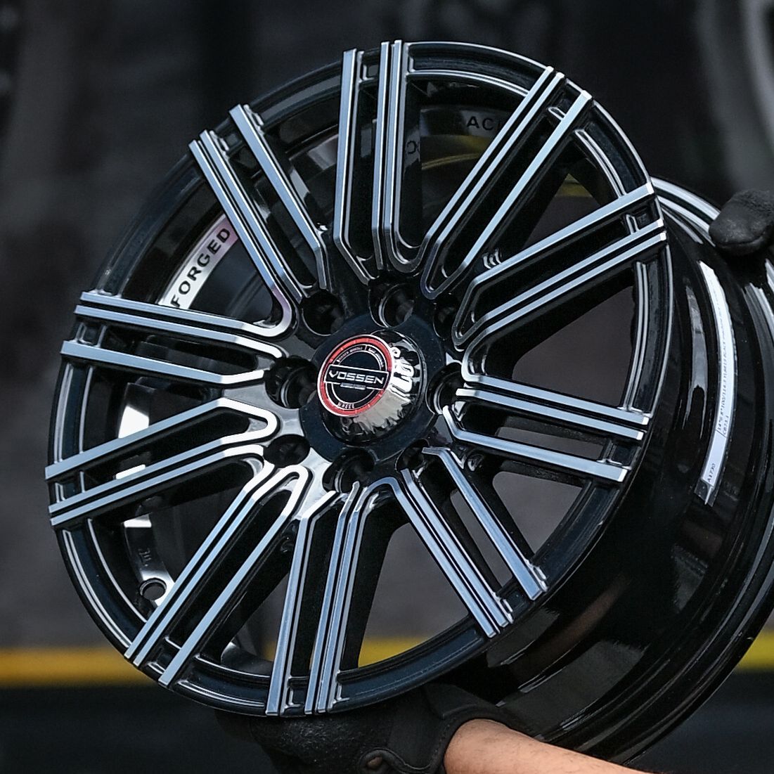 A1730 14X6 8X100/114.3 ET38 CB73.1