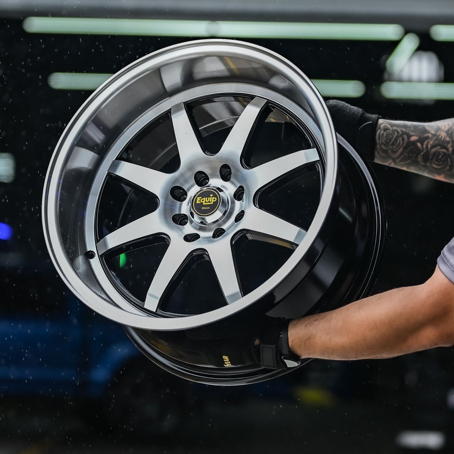 AD74H-118 17x9.0 8/100/114.3 MB MDR0130 ET0 CB73.1